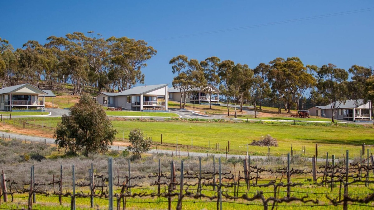 Clare Villa | Neagles Retreat Villas 1-2 bedrooms