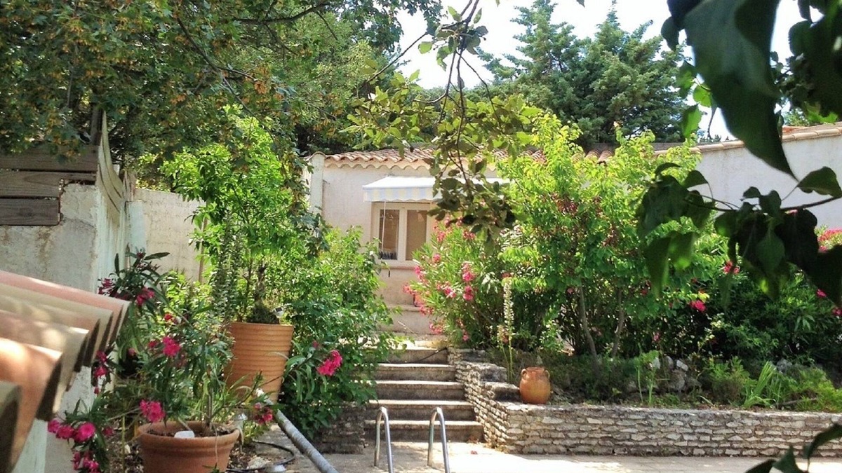 Carnoux-en-Provence House | NEAR CASSIS. HOUSE T2 COZY ISOLATED AT THE BOTTOM OF GARDEN