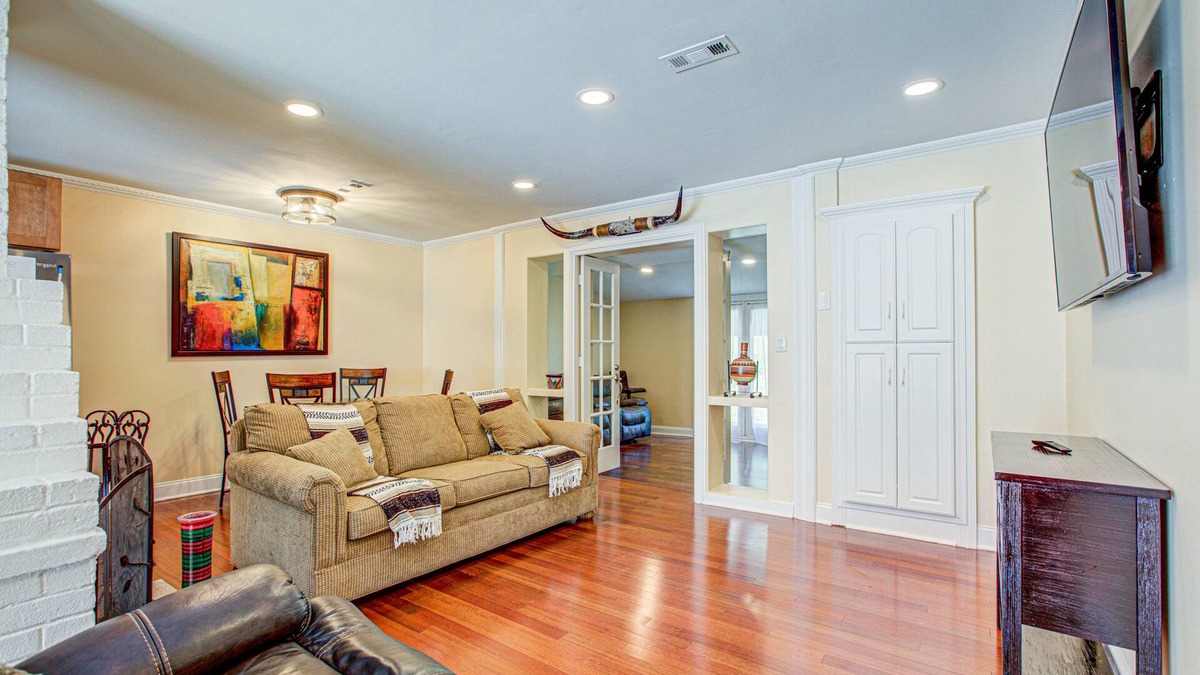 Springfield House | Near DC Single Fam 3 Bdr Home in Springfield Va