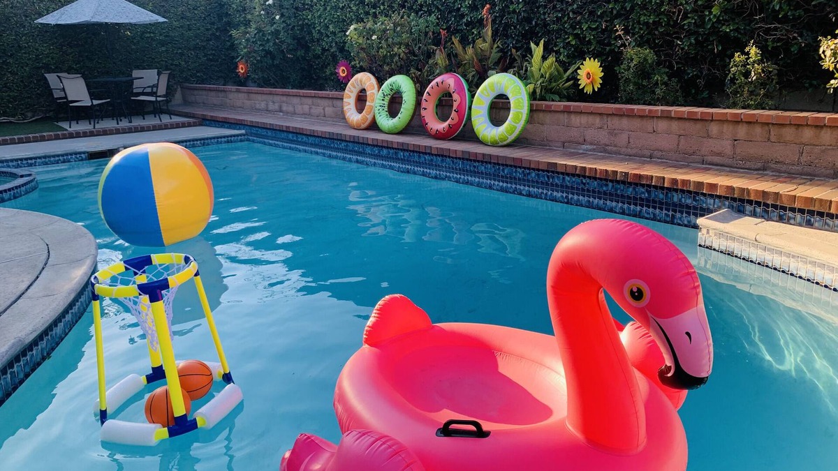 Fullerton House | Near Disneyland: Splash-tastic Family Vacation!