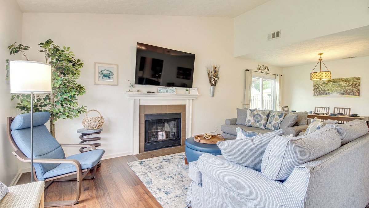 Whitemarsh Island House | Near Dtwn & Beach: Savannah Home w/Game Room!