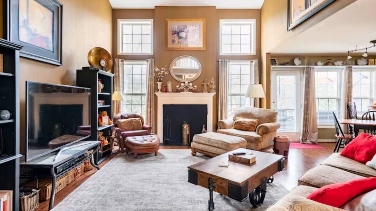Buechel House | Near Highways and a 20 Min Drive to Louisville's Main Attractions