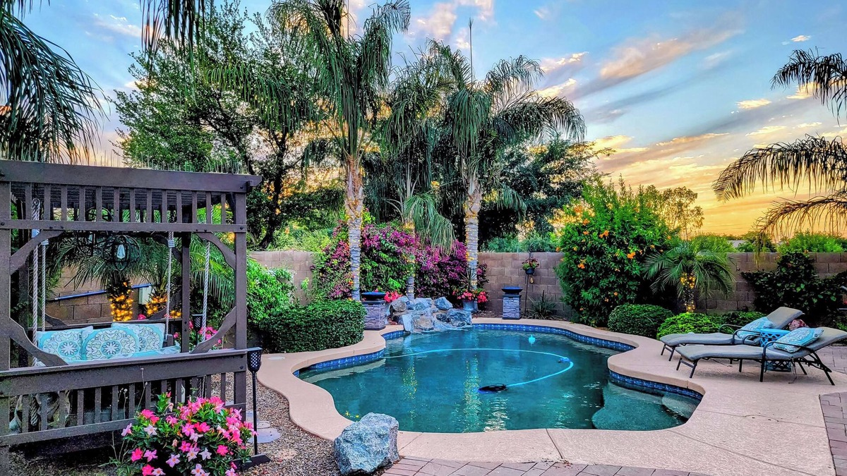 Sun Groves Cottage | Near Lone Tree Golf Club: Gem w/Pool & Fire Pit