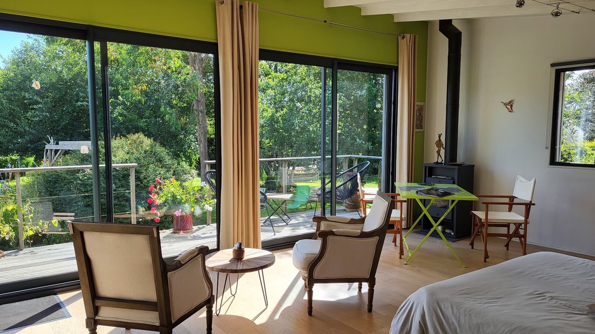 Riec-sur-Belon House | Near Pont-Aven, studio-gîte in the heart of the garden with private shower-hammam