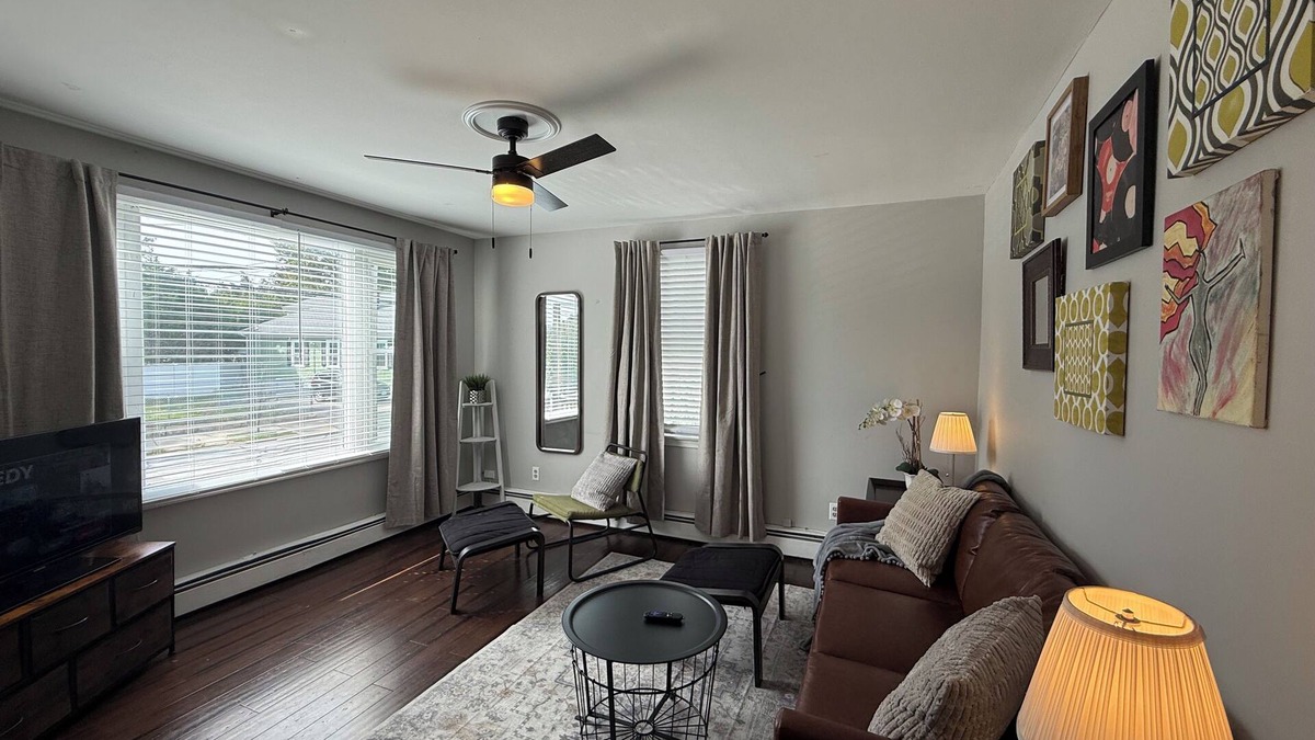 Wanskuck Apartment | Near Providence College 2 Bed w/Laundry & Parking