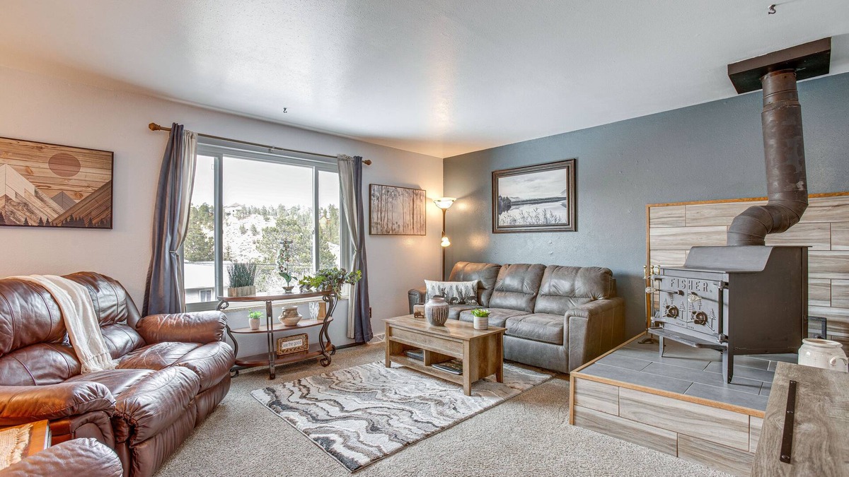 Kittredge Condo | Near Red Rocks, Hiking & Skiing: Kittredge Condo!