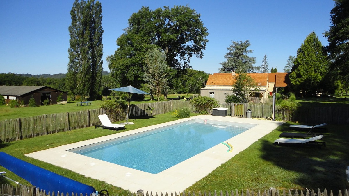 Sainte-Nathalene House | Near Sarlat, in Périgord Noir, the small sheepfold for nature holidays