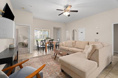 College Station House | Near Texas A&M, Spacious Living Room, 4 Queen Beds