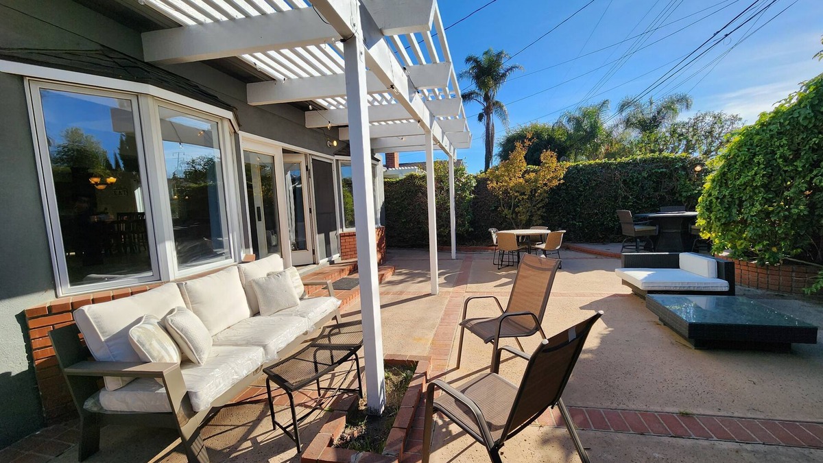Harbor House | Near the beach and central located