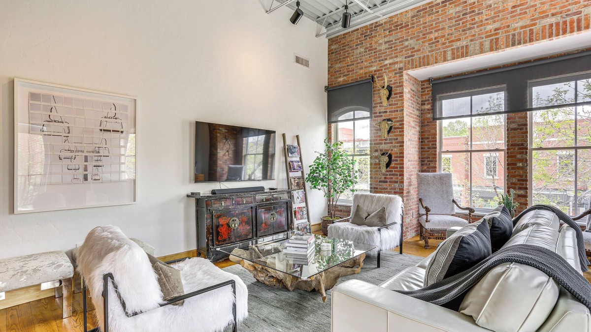 Eagle House | Near Trail: Dtwn Eagle Ranch Condo w/Balcony