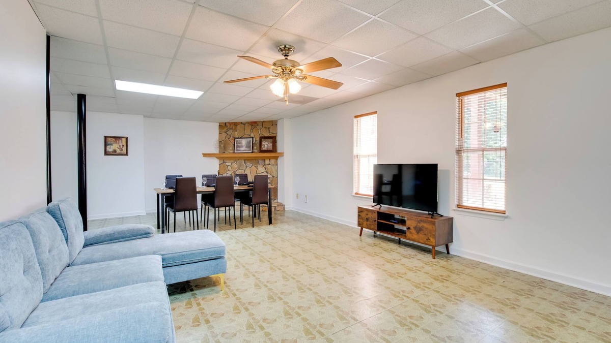 Cliftondale House | Near Trails & Live Music: Cozy Atlanta Apt!