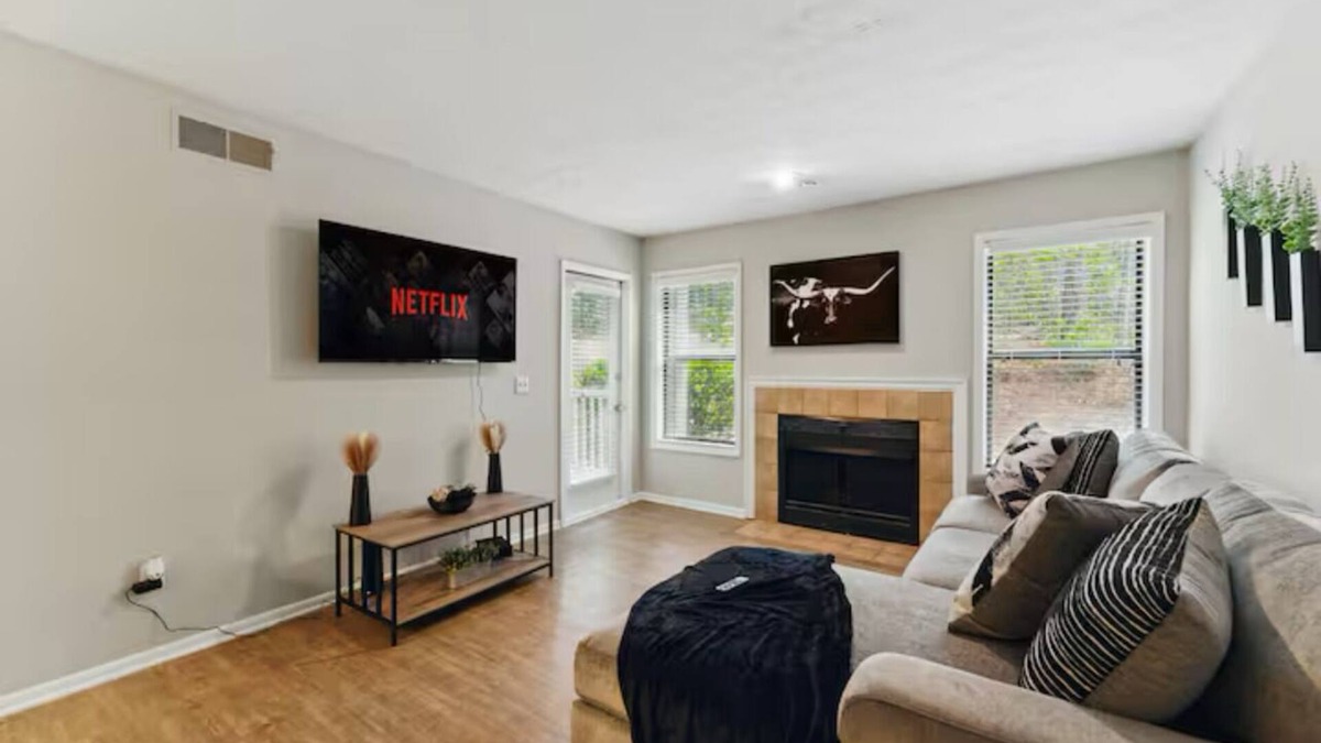 Cumberland Apartment | Near Truist Park - The Battery