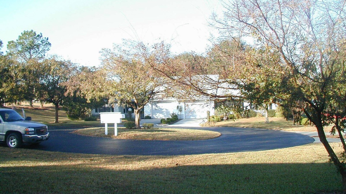 Citrus Hills House | Neat Golf Course Home