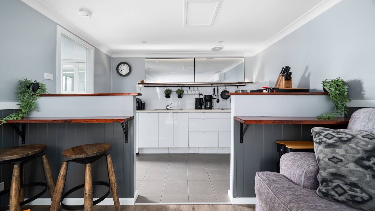 Bathurst Apartment | Neat & Tidy Studio with Firepit near Bathurst CBD