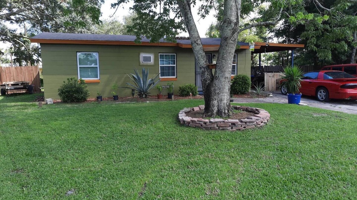 Tangelo Park House | NEIGHBOR OF THE NEWEST EPIC UNIVERSAL PARK WALKING DISTANCE.