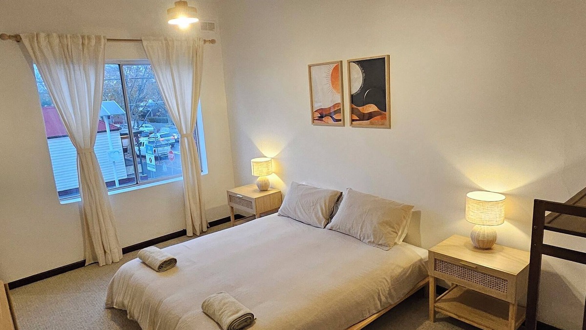 Abbotsford Apartment | Nest @ Maggies located in the heart of Abbotsford, close to MCG & wedding venues