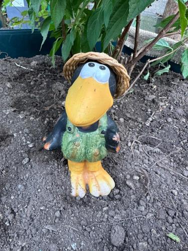 Taxham House | Nest & Rest Garden Stay with Free Parking