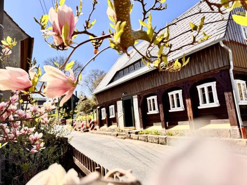 Waltersdorf House | Neu Daserbhaus