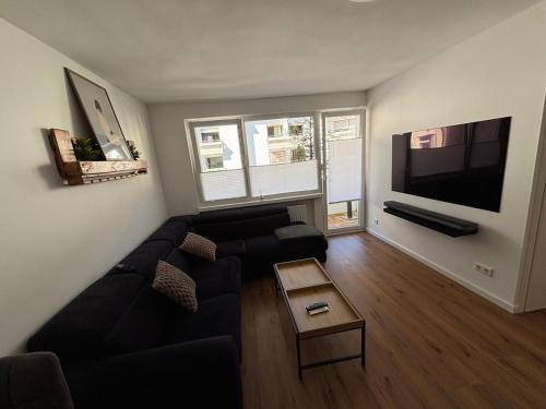 Stadtbezirk 3 Apartment | NEU Design Loft nähe Medienhafen mit Balkon