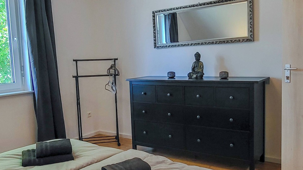 Suedwest House | Neu Gebautes Ferienhaus mit Terrasse - Nähe Auwald und Cospudener See