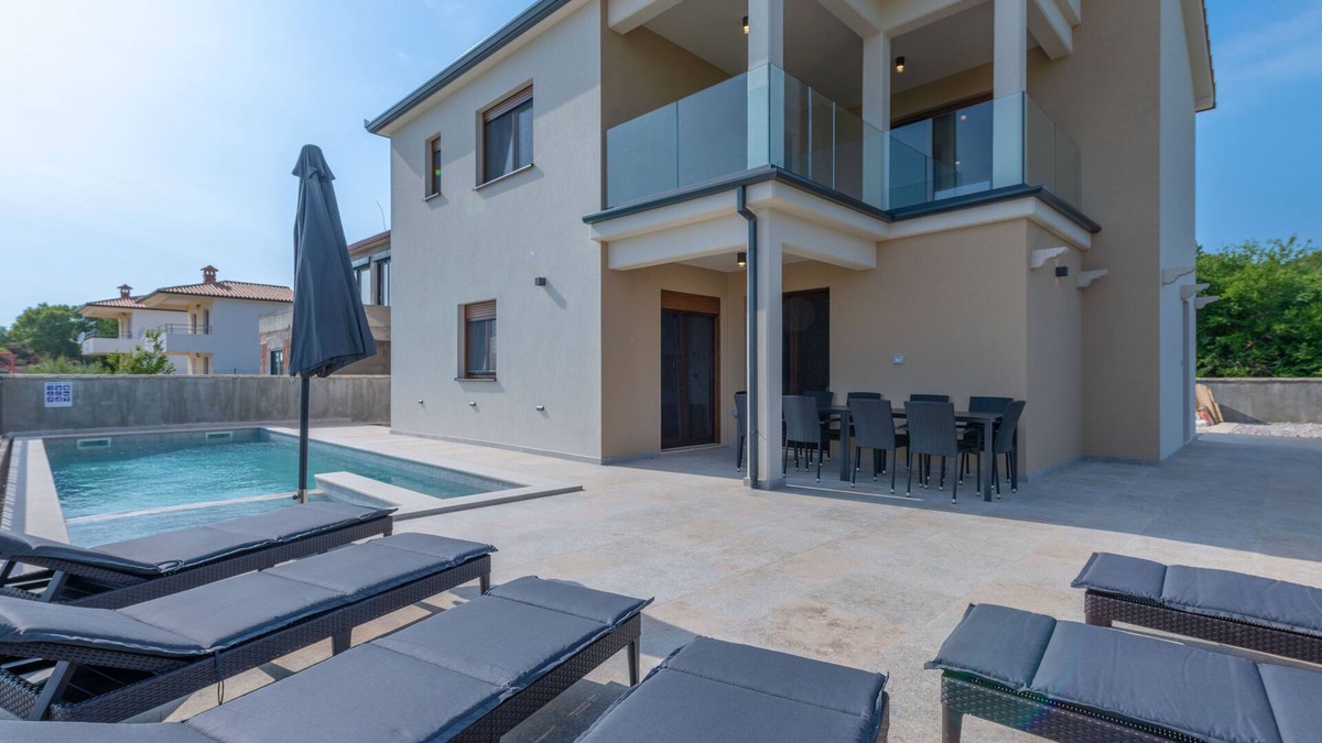 Viskovici Villa | Neu! Luxuriöse Privaten Villa M/pool für 10 Personen 3 km vom Meer Entfernt