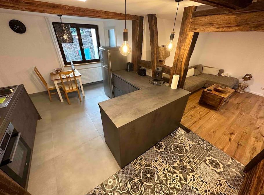 Ortenberg Apartment | Neue Ferienwohnung direkt am Vulkanradweg