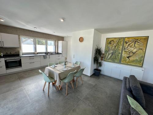 Bekond Apartment | Neue Fewo Mosel-Glück - Urlaub im Wein- und Ferienort Bekond - Direkte Autobahnanbindung nach Trier & Luxembourg