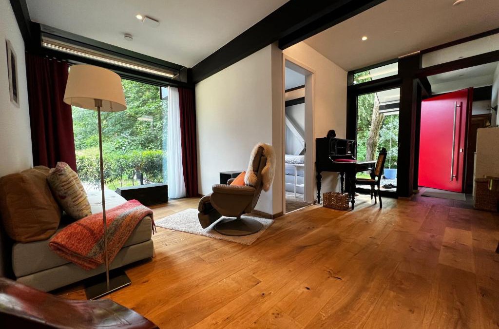 Eißendorf Apartment | Neues Exclusives 2 Schlafzimmer Apartment Hamburg