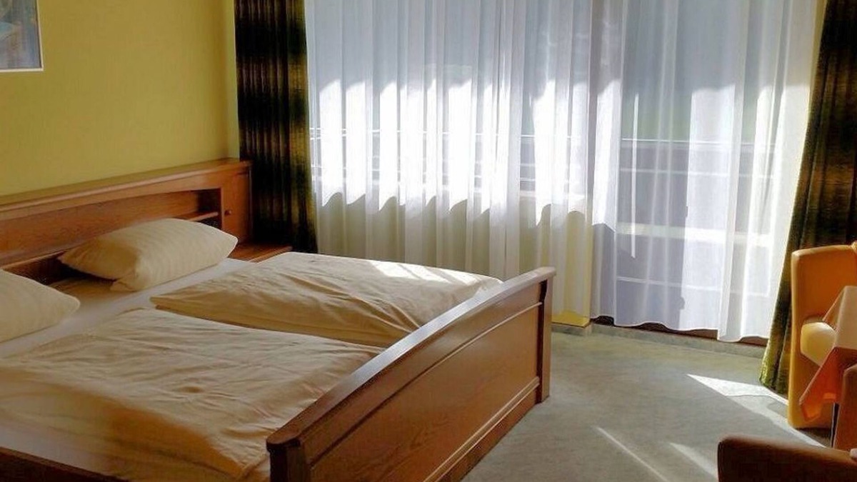 Waischenfeld Cottage | Neues Zimmer 14 - Waldpension Rabeneck