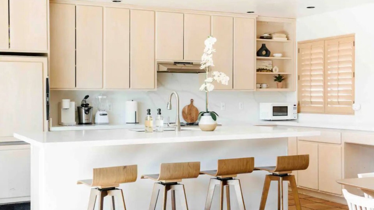 Cavalier Vista House | NEW! | 1 mile to Old Town | Salt Water Pool | The Emerson Place