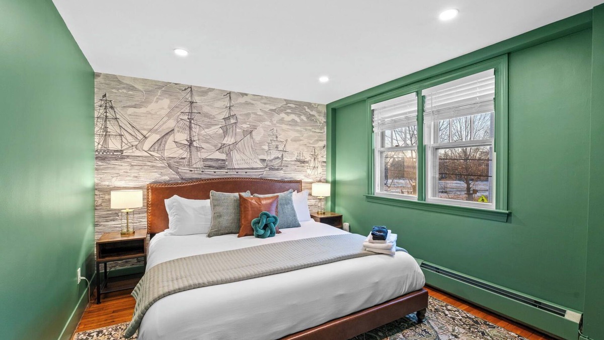 Salem Apartment | NEW 1BR on Salem Common l Steps to Witch Museum and Downtown l Fenced in Yard