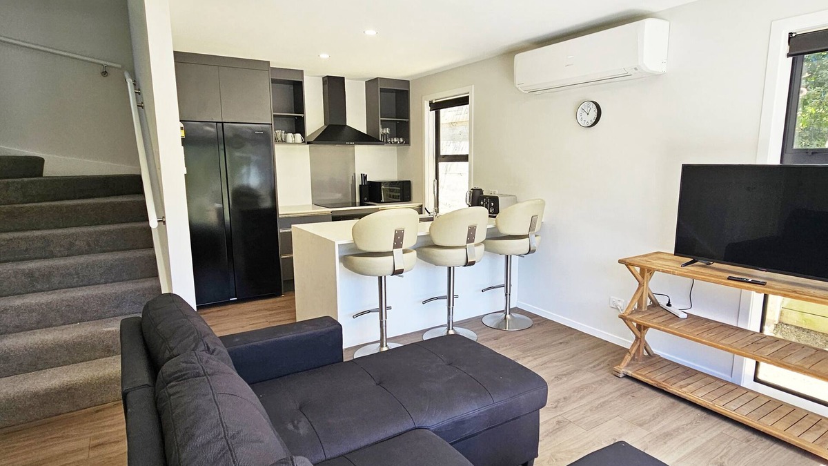 Wellington House | NEW 3 Bedroom and Garage Home, City Fringe!