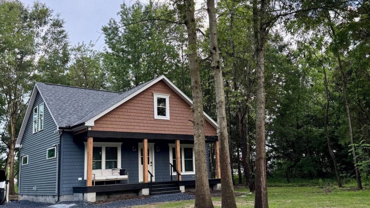 Lincoln House | New 3‑BR Ranch by DE Turf & Beaches