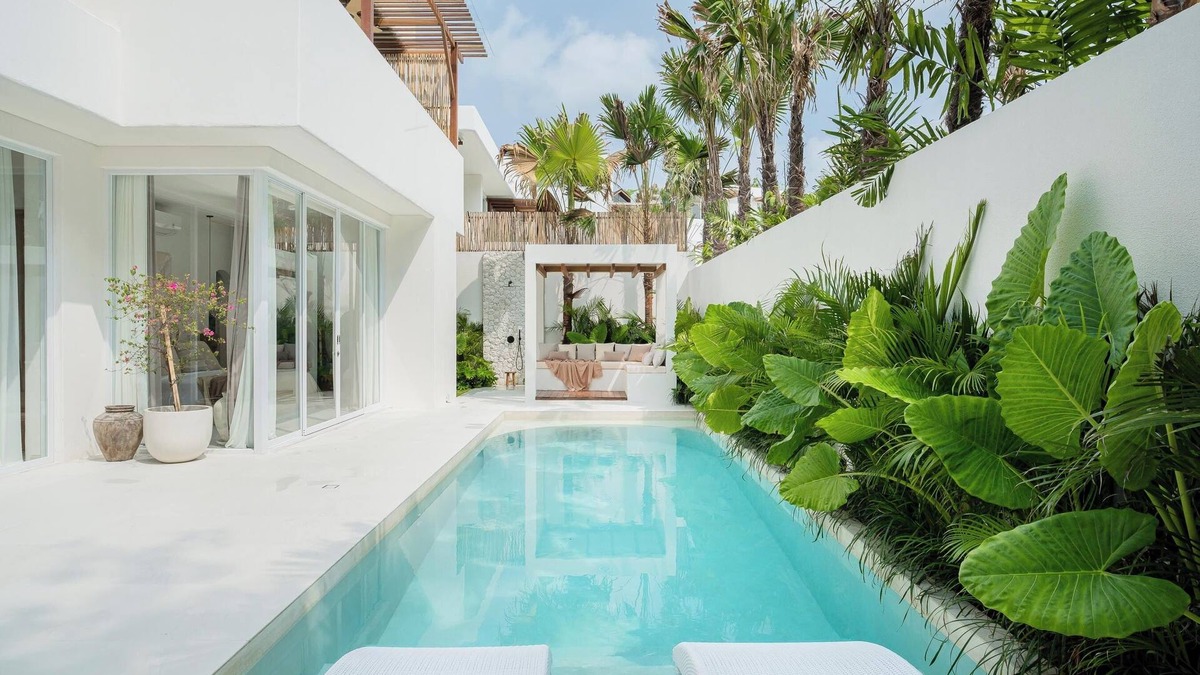 Tanjungbenoa Villa | New 3BR Chic Pool Villa Near Bingin Beach Uluwatu