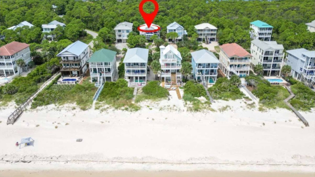 Plantation House | New 4 bedroom- St. George Island Pet Freindly