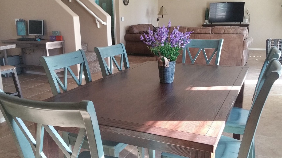 Phoenix House | NEW 5 bedroom, 3 bath Glendale - Peoria Area