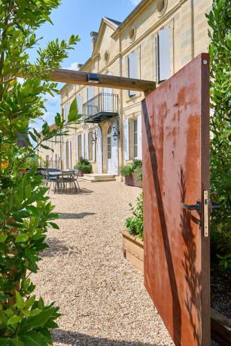 Montagne Villa | NEW! 5 star classified Deluxe Wine Estate
