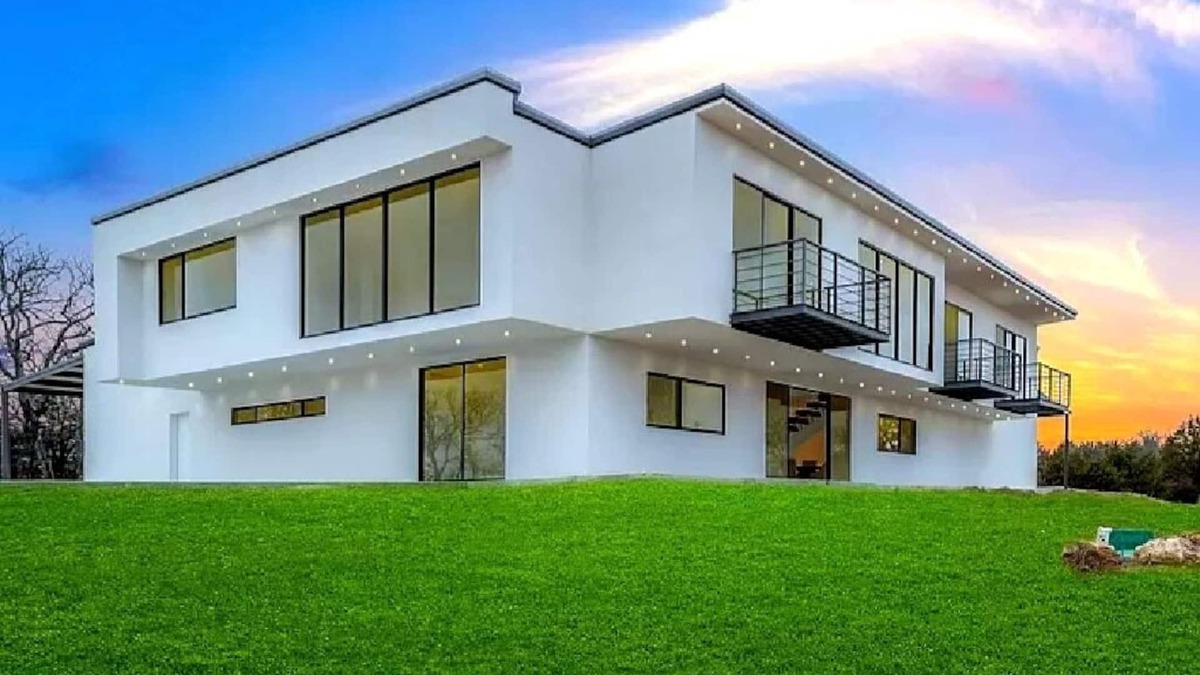 Ardmore House | New! 9200sqft of Pure LUX 2.2M