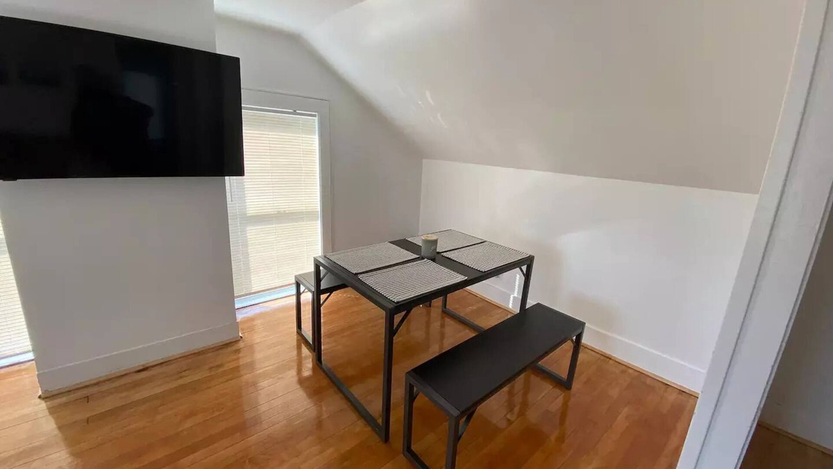 Saranac Lake Apartment | New! ADK Mountain View Downtown 2br/1ba