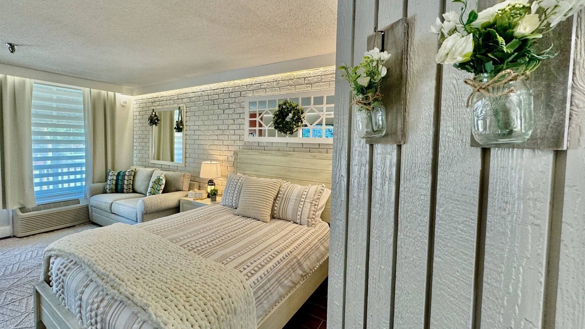 River Ranch Condo | NEW Adorable Condo in River Ranch #244