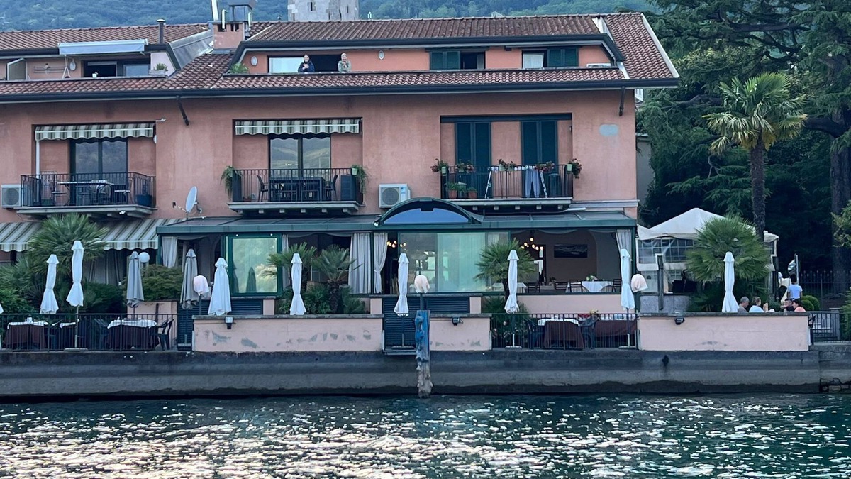 Lovere Apartment | New and elegant apartment directly overlooking the lake:wonderful view