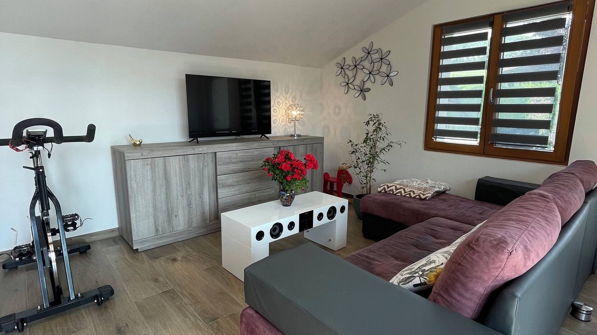 Pontarlier Apartment | New apartment Pontarlier with terrace near Switzerland