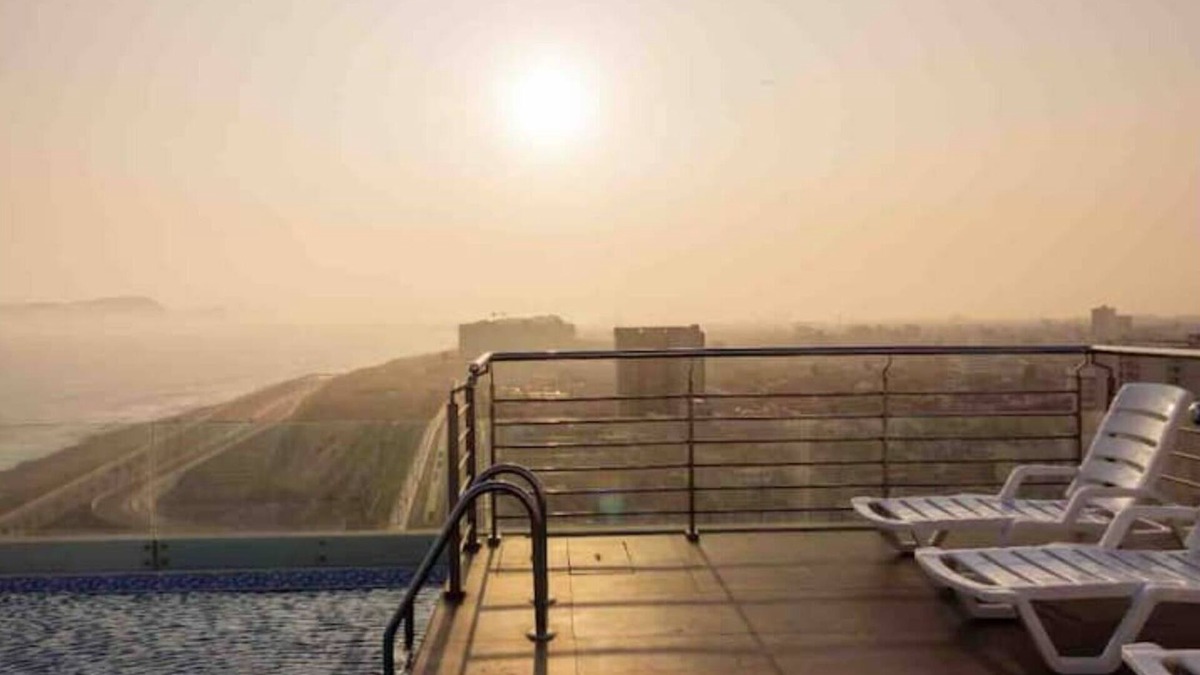 San Miguel Apartment | New apartment with pool facing the sea