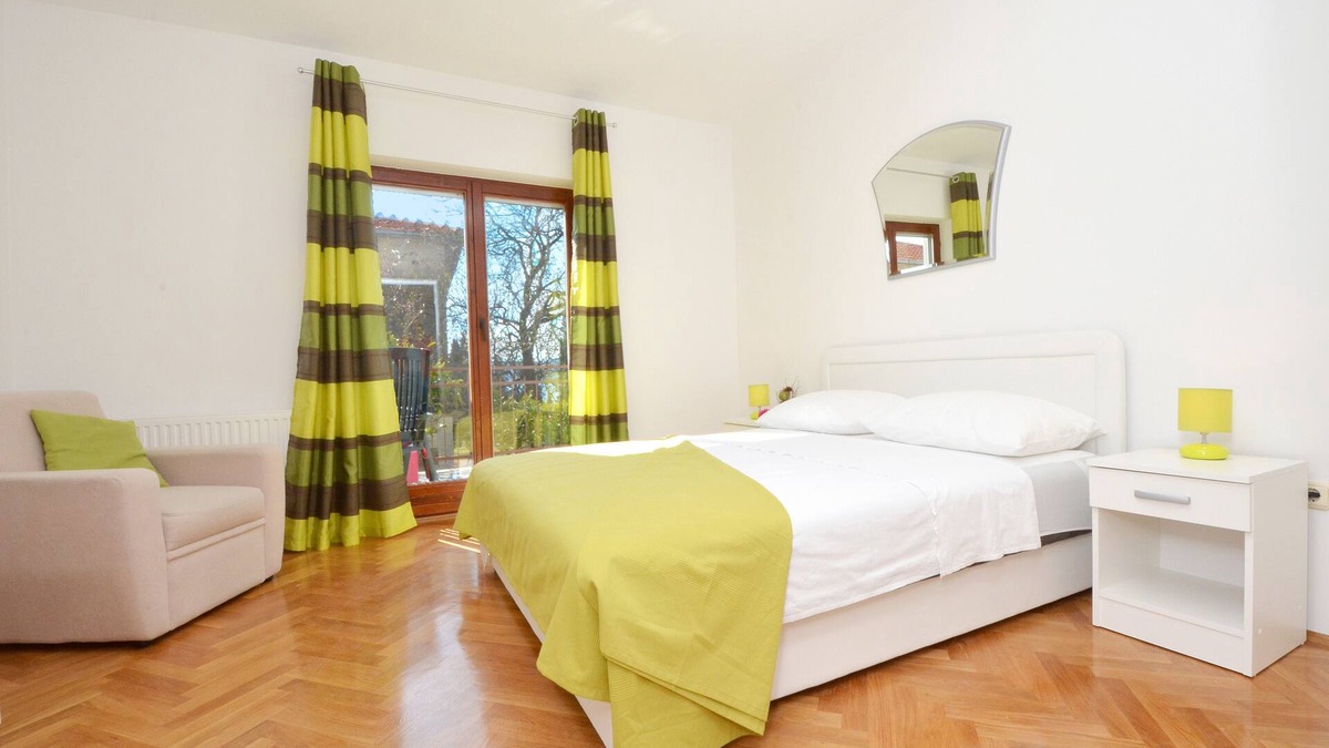 Seget Donji Apartment | New apartments near the sea