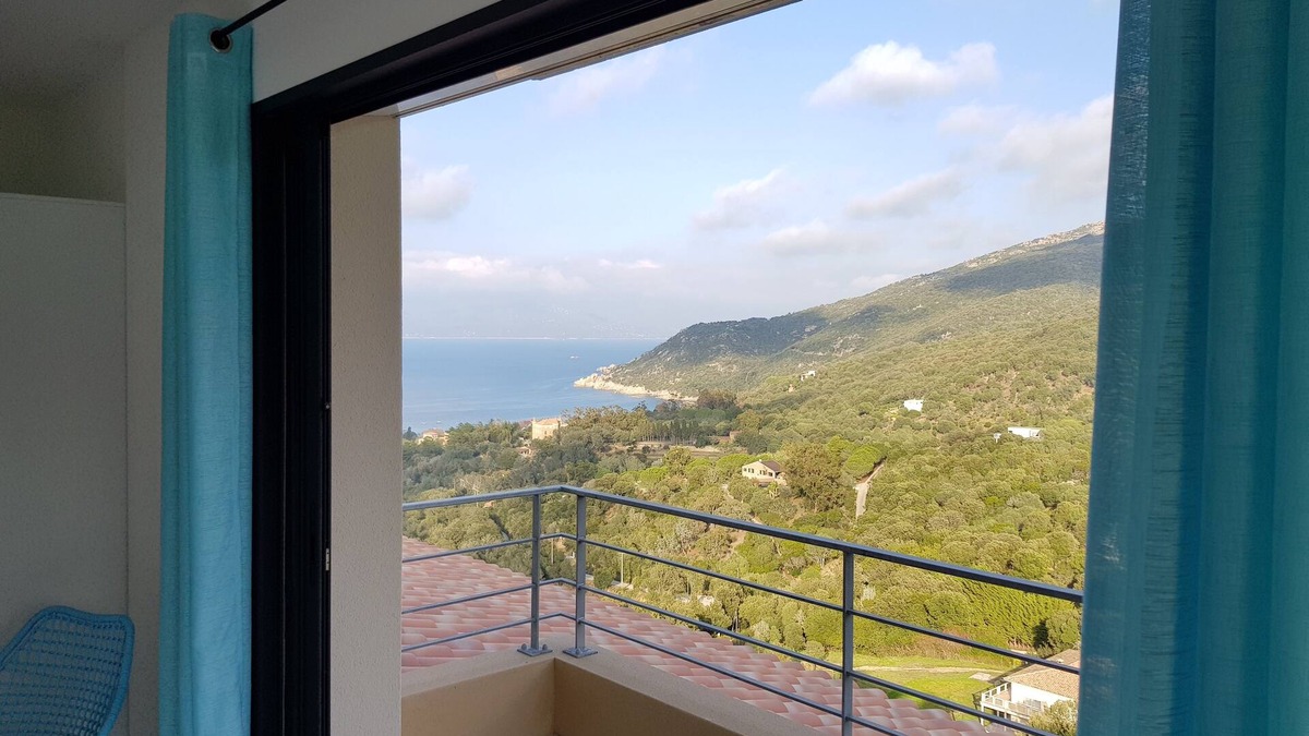 Belvedere-Campomoro House | New architect designed villa with sea view