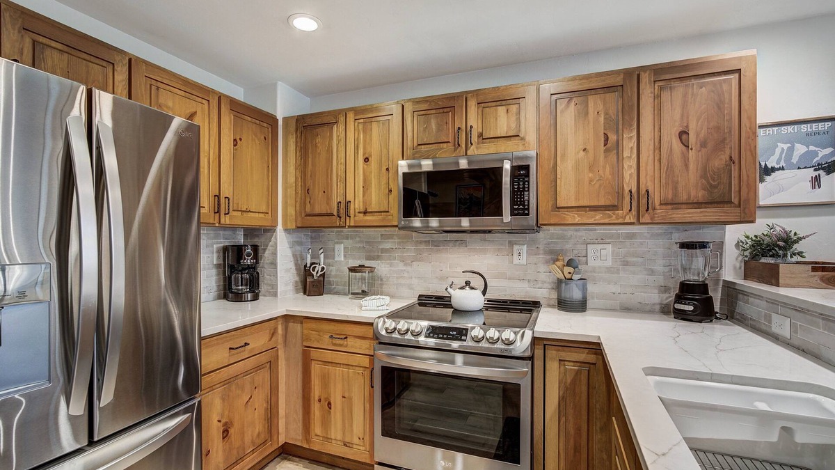 Edwards Condo | NEW! Arrowhead Village | Premium 3 Bedroom Condominium