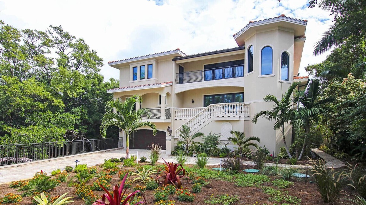 Wulfert House | New Bayfront Luxury Home with Private Pool, Spa & Panoramic Views