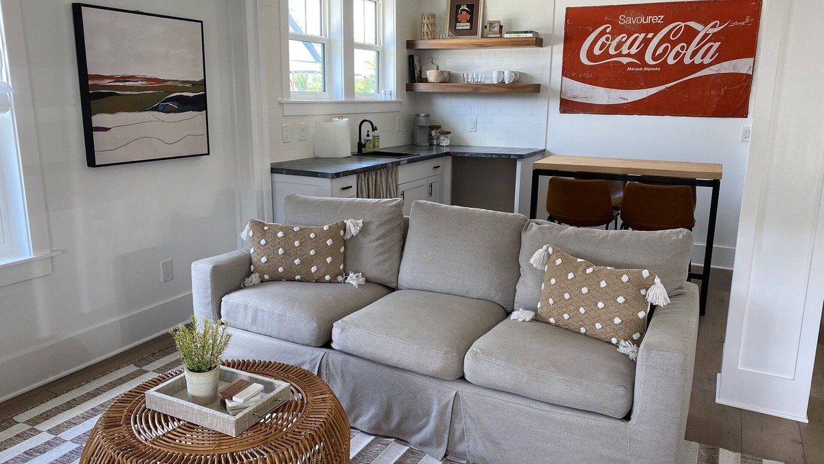 Southeast Pensacola House | NEW! Beach-ish Bungalow, 2 bed *excellent location*