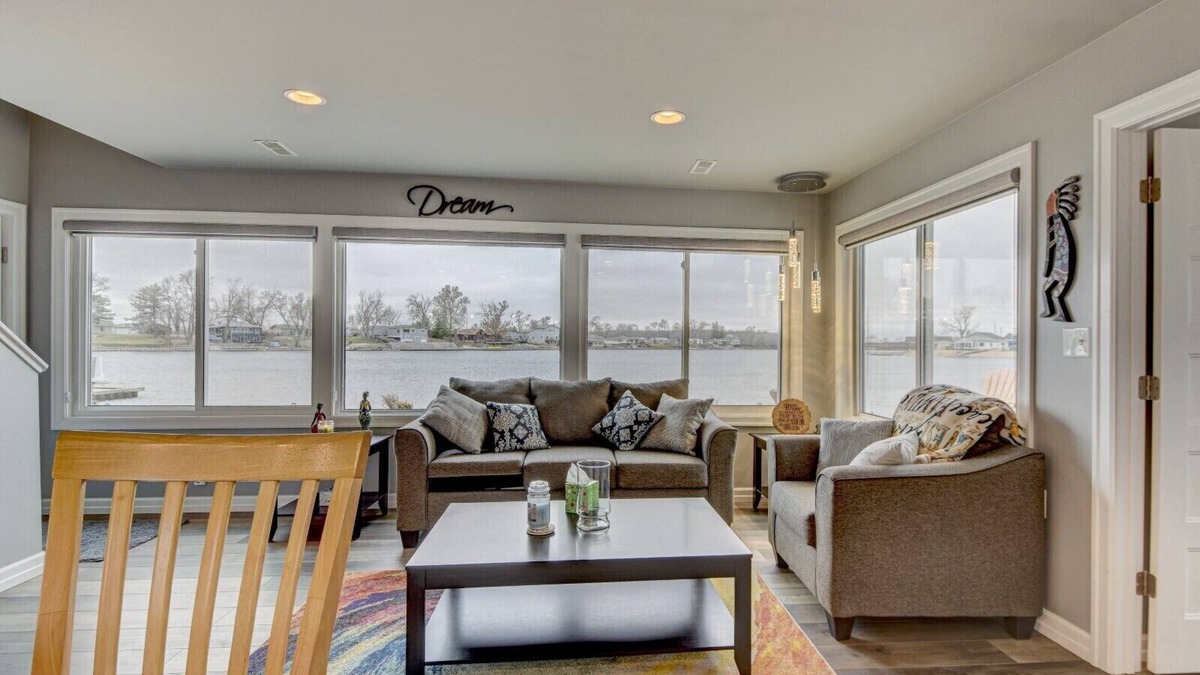 LaPlatte I House | New, Beautiful, Peaceful and Convenient Lake Cottage