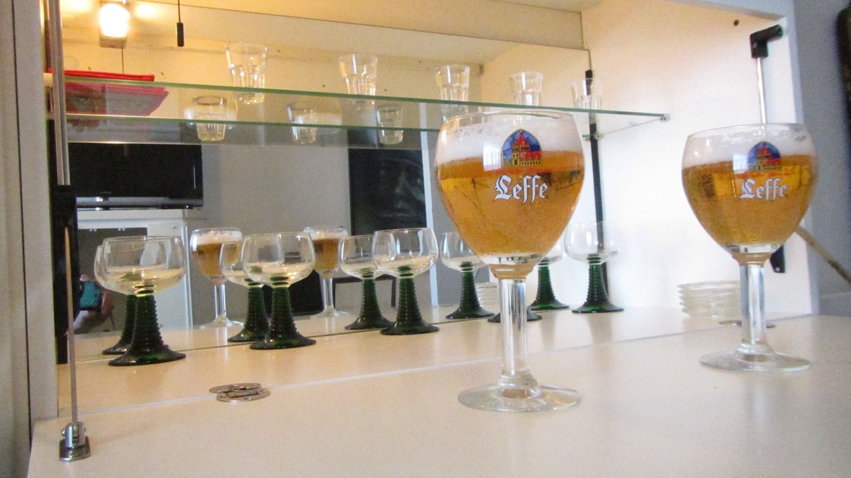 Begijnhof's Wijk Apartment | New: Beautiful studio center of Brussels with large terrace overlooking the city
